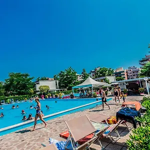  Aparthotel Village